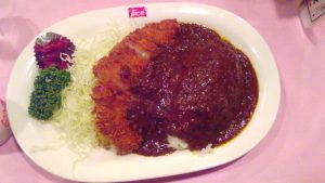 注文したカツカレー